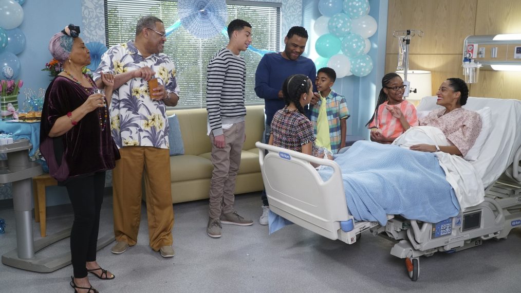 black- ish - JENIFER LEWIS, LAURENCE FISHBURNE, MARCUS SCRIBNER, ANTHONY ANDERSON, YARA SHAHIDI, MILES BROWN, MARSAI MARTIN, TRACEE ELLIS ROSS, finale preview