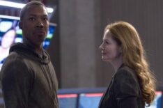 Corey Hawkins and Miranda Otto in the '9:00 PM-10:00 PM' episode of 24: Legacy