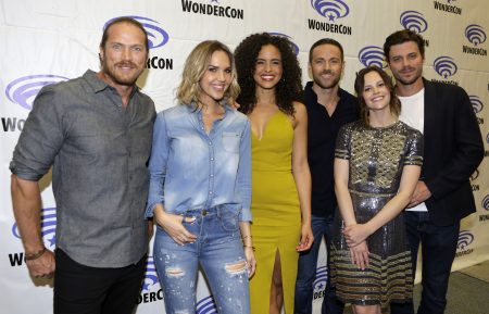 The cast of Midnight, Texas at WonderCon 2017 - Jason Lewis, Arielle Kebbel, Parisa Fitz-Henley, Dylan Bruce, Sarah Ramos, François Arnaud