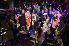 'SNL:' Jimmy Fallon, Harry Styles Lead Flash Mob in 'Let's Dance' Number