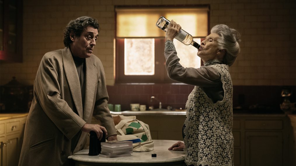 Ian McShane as Mr. Wednesday and Cloris Leachman as Zorya Vechernyaya in American Gods - Season 1