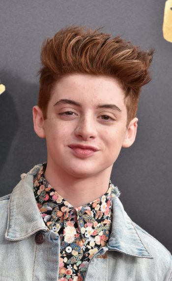 Thomas Barbusca attends the 2017 MTV Movie And TV Awards