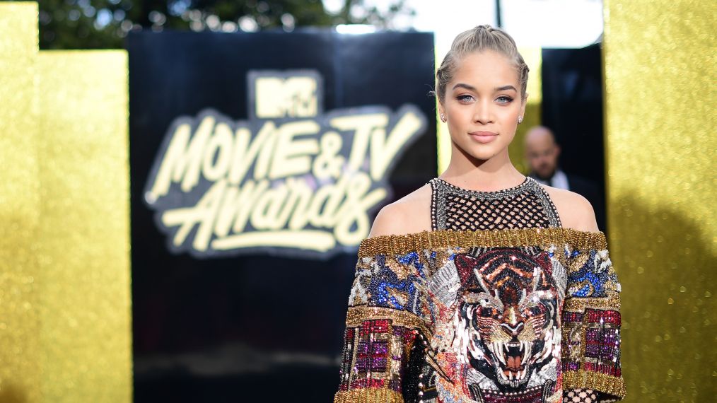 Jasmine Sanders attends the 2017 MTV Movie And TV Awards