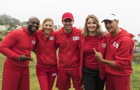 Battle of The Network Stars - Taye Diggs, Rachelle LeFevre, Benjamin Hollingsworth, Deidre Hall and Thomas Calabro