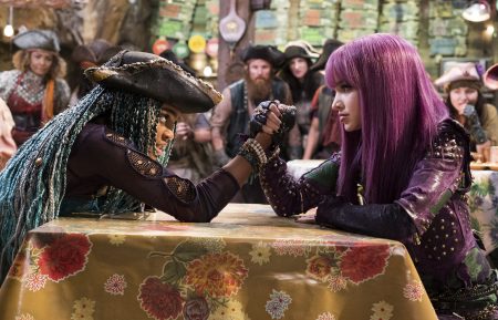 Descendats 2- CHINA ANNE MCCLAIN, DOVE CAMERON, what's worth watching