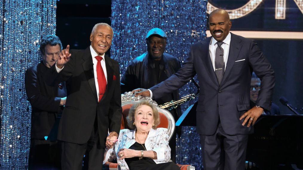 Betty White Surprises Senior on 'Little Big Shots: Forever Young'