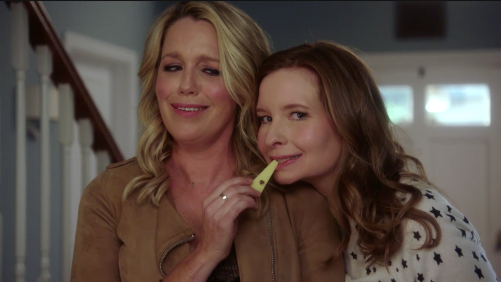 Jessica St. Clair as Emma Crawford and Lennon Parham as Maggie Caruso in Playing House