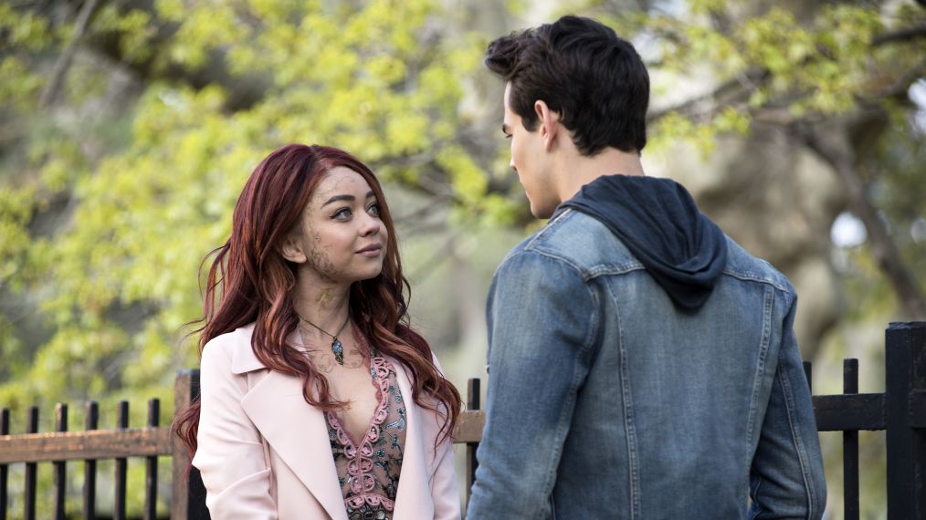 Shadowhunters - Sarah Hyland, Alberto Rosende