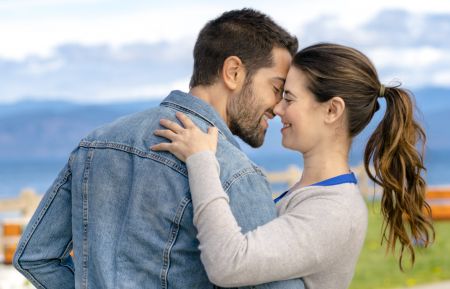 Chesapeake Shores - Jesse Metcalfe and Meghan Ory