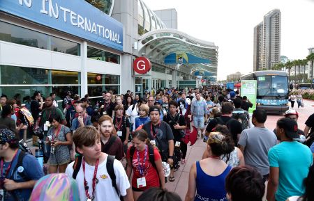 General Atmosphere - Day 3 - Comic-Con International 2014