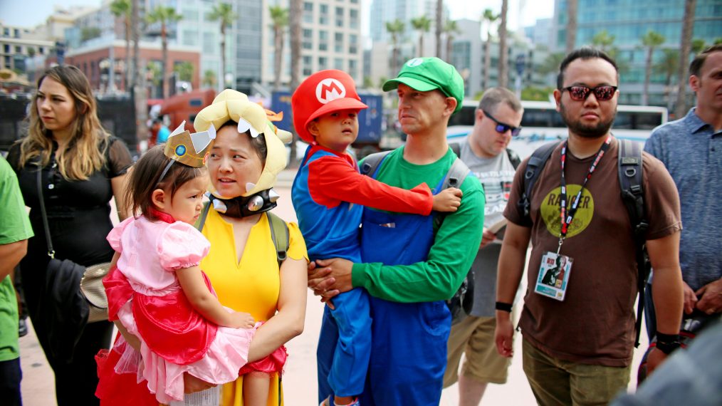 Comic Con In San Diego Draws Costumed Fans To Annual Convention