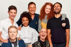 Star Trek: Discovery - James Frain, Sonequa Martin-Green, Jason Isaacs, Mary Wiseman, Shazad Latif, Anthony Rapp, and Doug Jones