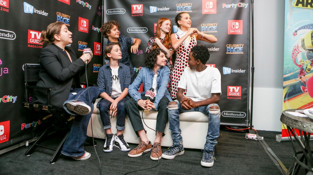 The Stranger Things Kids Goof Around Surprise Fans At Comic Con