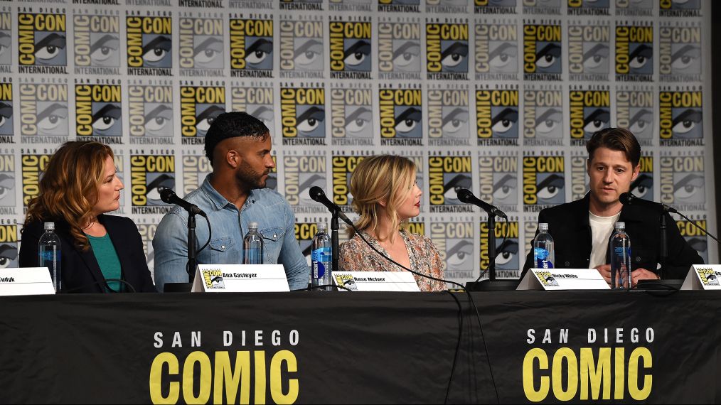 Ana Gasteyer, Ricky White, Rose McIver, and Ben McKenzie at the TV Guide Magazine 'Fan Favorites' panel during Comic-Con International 2017