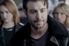 Kristen Connolly as Jamie Campbell, James Wolk as Jackson Oz, and Gracie Dzienny as Clementine on in Zoo