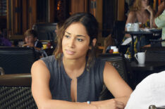 Scott Caan and Alex O'Loughlin sit down with Meaghan Rath in a scene from Hawaii Five-0
