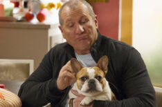 Modern Family – Ed O’Neill as Jay Pritchett with Stella