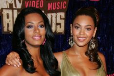 Solange and Beyonce Knowles arrive at the 2007 MTV Video Music Awards