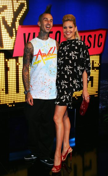 Musician Travis Barker and actress Shanna Moakler arrive at the 2007 MTV Video Music Awards