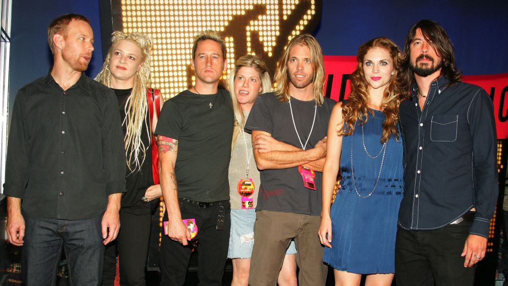 Foo Fighters and guests arrive at the 2007 MTV Video Music Awards