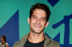 Tyler Posey attends the 2017 MTV Video Music Awards