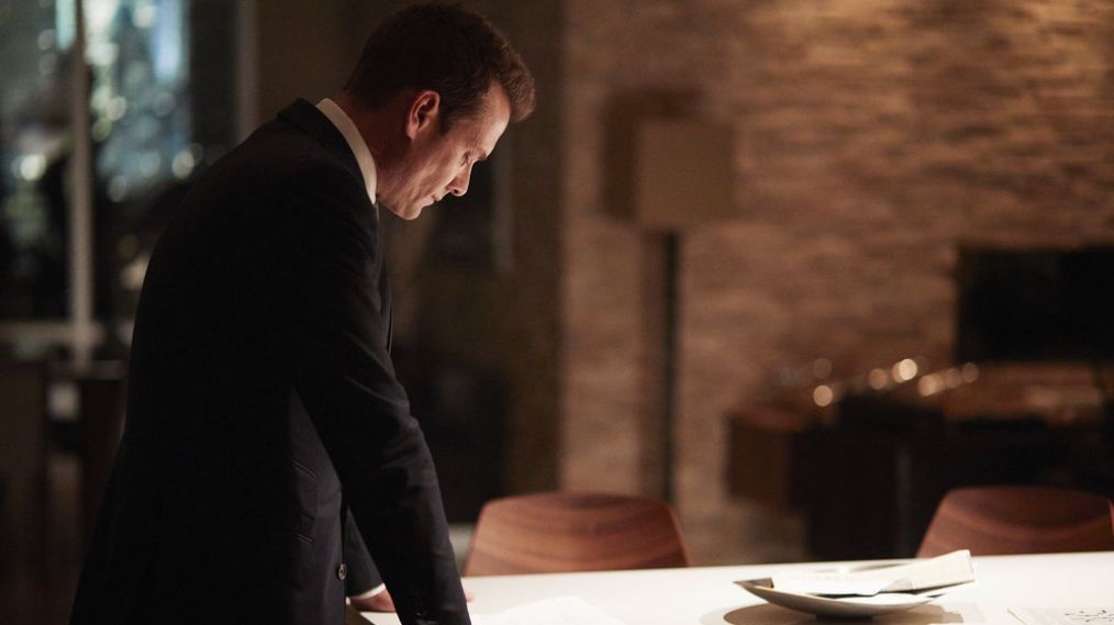 Gabriel Macht as Harvey Specter in Suits - Season 7 - 'Donna'