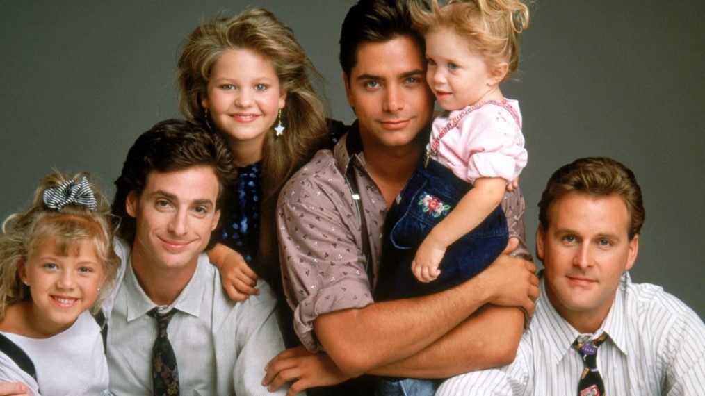 Full House - Jodie Sweetin, Bob Saget, Candace Cameron, John Stamos, Mary-Kate Olsen, Dave Coulier