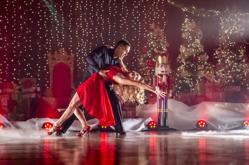 Enchanted Christmas - Carlos PenaVega, Alexa PenaVega