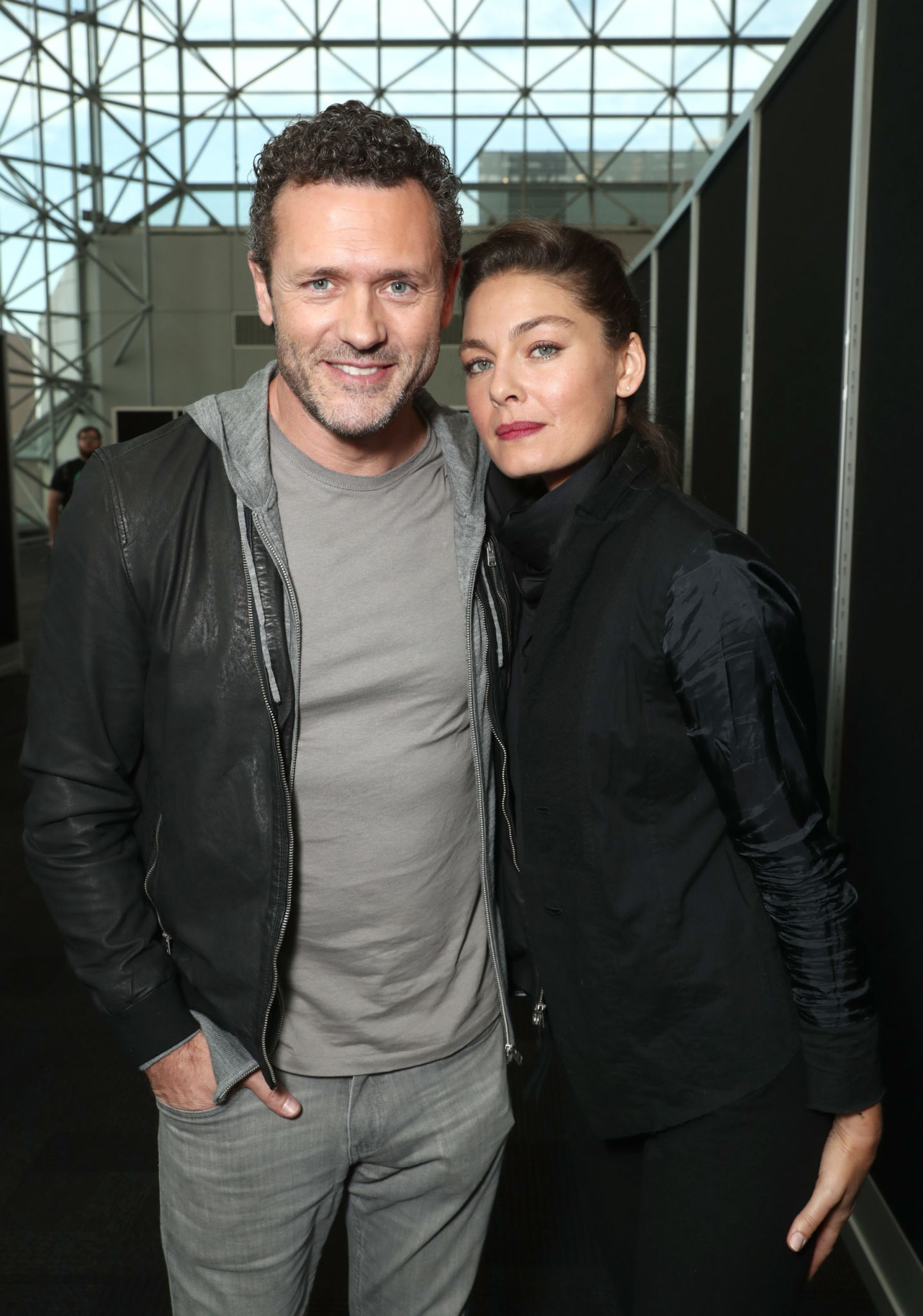 Jason O'Mara and Alexa Davalos attend The Man in the High Castle and Philip K. Dick's Electric Dreams press room