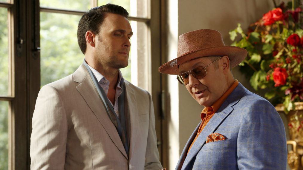 Owain Yeoman as Greyson Blaise, James Spader as Raymond 'Red' Reddington n The Blacklist - Season 5