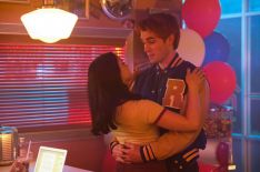 From 'Riverdale' to 'The Americans,' More of TV's Hottest Couples