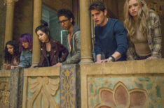 Runaways - Molly Hernandez (Allegra Acosta), Gert Yorkes (Ariela Barer), Nico Minoru (Lyrica Okano), Alex Wilder (Rhenzy Feliz), Chase Stein (Gregg Sulkin) and Karolina Dean (Virginia Gardner)