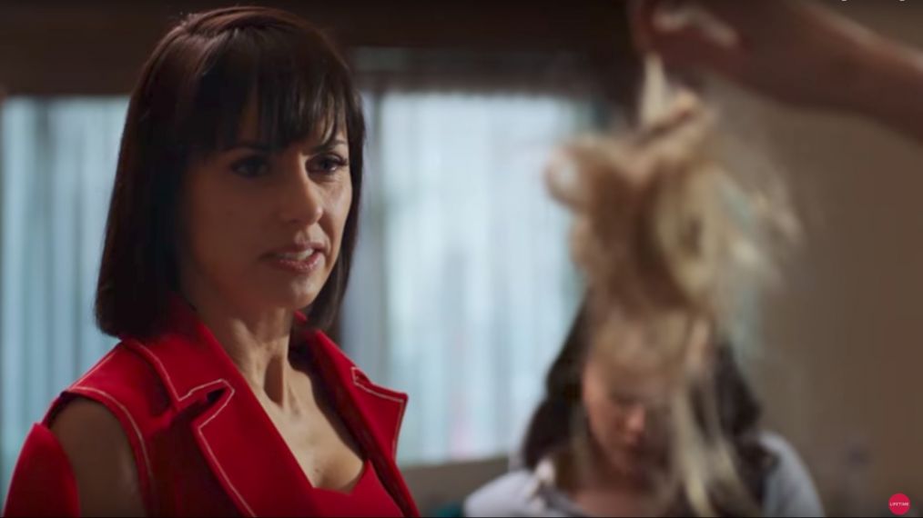 Constance Zimmer in UnReal Season 3 Trailer