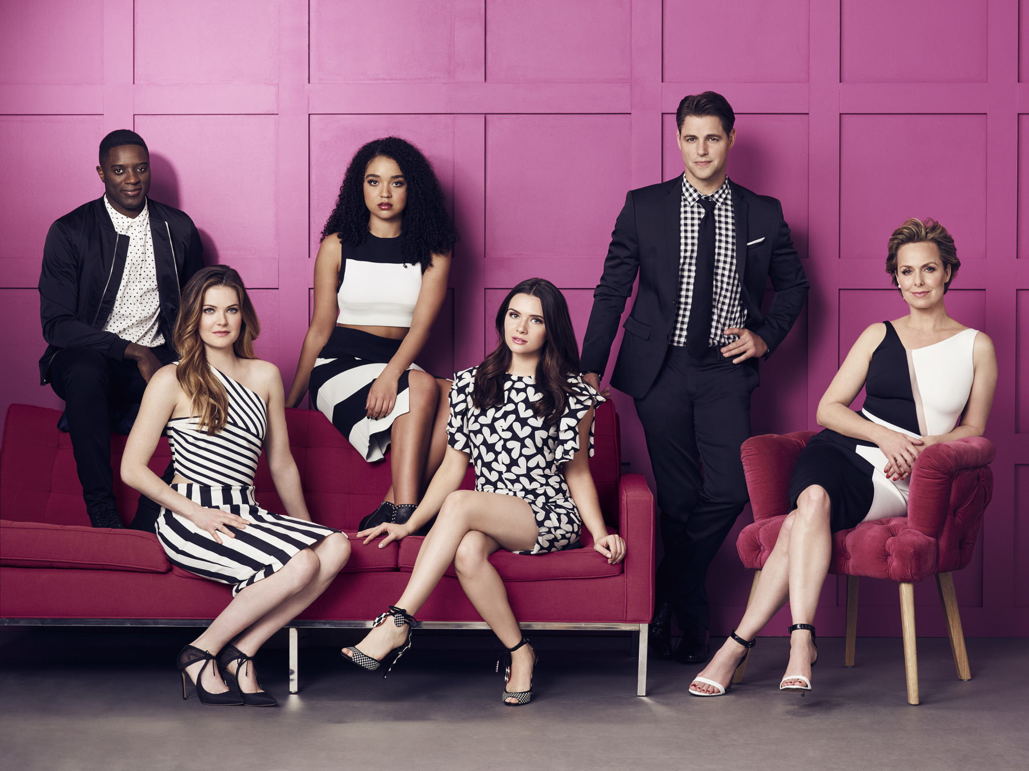 Matt Ward, Meghann Fahy, Aisha Dee, Katie Stevens, Sam Page, Melora Hardin in The Bold Type