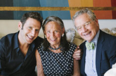 Mark Feuerstein with parents Audrey and Harvey appear in the 'TV MD' episode of 9JKL