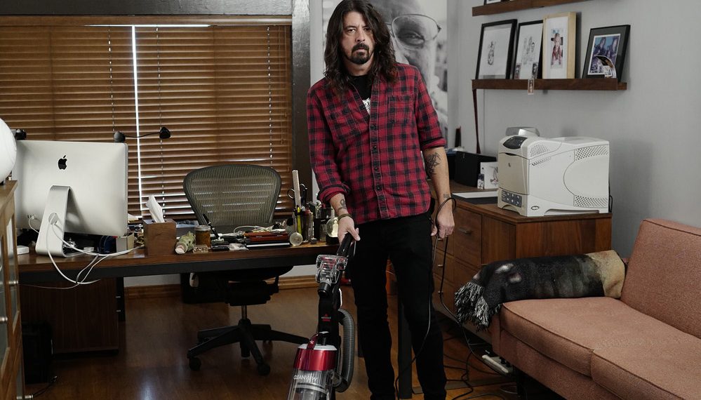 Dave Grohl vacuuming