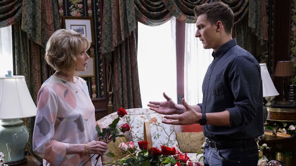 Crazy Ex-Girlfriend - Susan Blakely as Gigi and Scott Michael Foster as Nathaniel