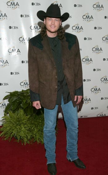 Blake Shelton arrives at the '37th Annual CMA Awards' at the Grand Ole Opry House in 2003