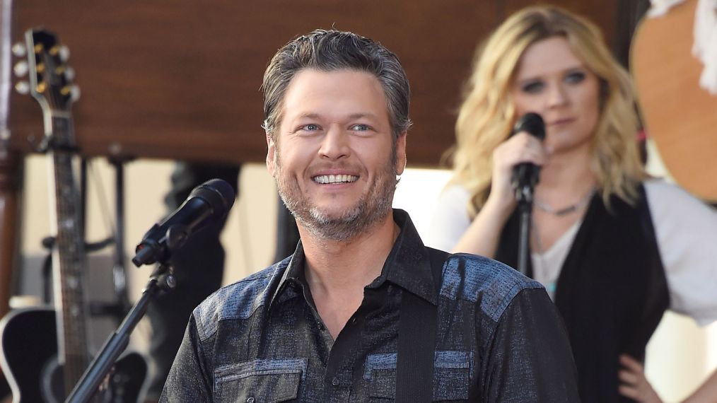 Blake Shelton performs at Rockefeller Plaza on NBC's 'Today'