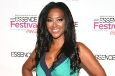 Kenya Moore poses backstage at the 2017 Essence Festival