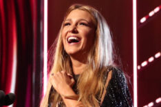 Blake Lively accepts the Favorite Dramatic Movie Actress award onstage during the People's Choice Awards 2017