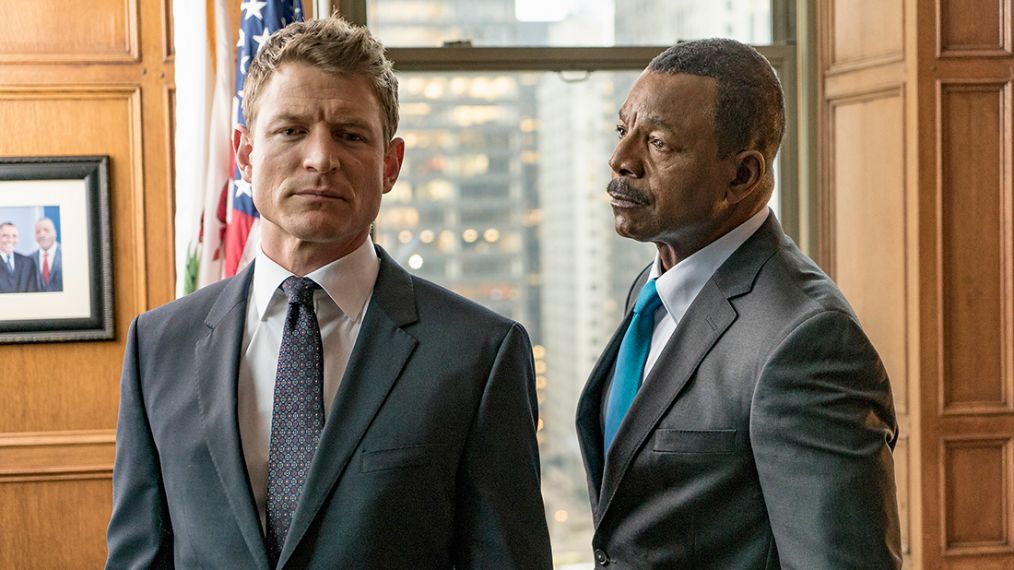 Chicago Justice - Philip Winchester as Peter Stone, Carl Weathers as Mark Jeffries.
