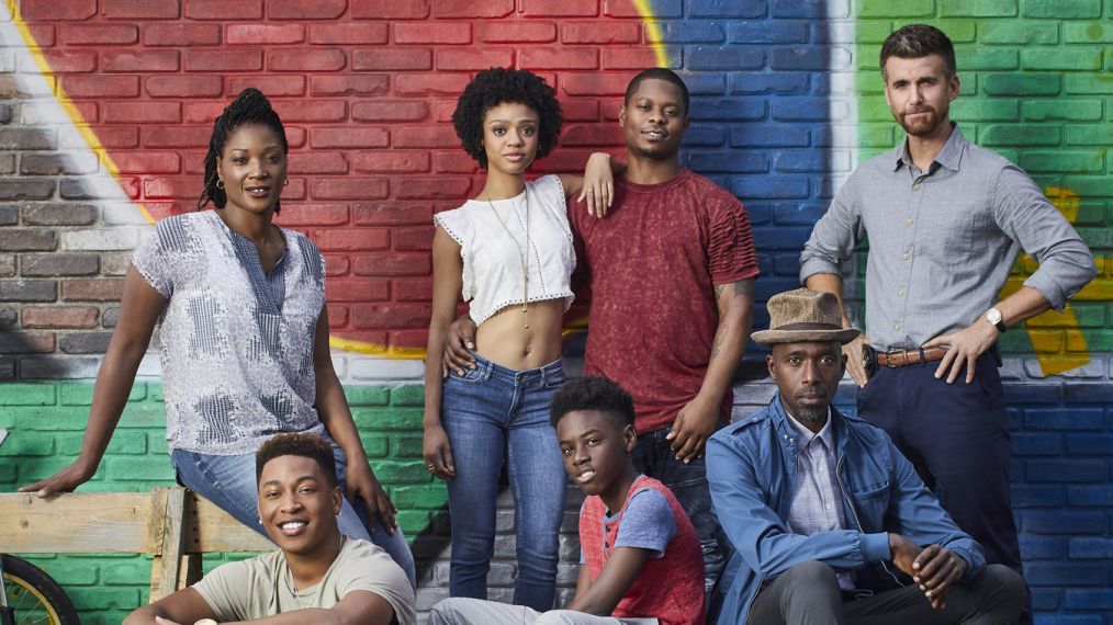 Cast photo of the Showtime original series THE CHI. Photo: Mathieu Young/SHOWTIME Pictured (clockwise from top left): Yolonda Ross as Jada, Tiffany Boone as Jerrika, Jason Mitchell as Brandon, Armando Riesco as Detective Cruz, Ntare Guma Mbaho Mwine as Ronnie, Alex Hibbert as Kevin and Jacob Latimore as Emmett