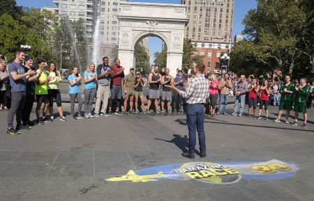 Host Phil Keoghan (center) stands in iconic Washington Square Park in New York City to welcome 11 new teams at the start of the 30th season of THE AMAZING RACE, premiering Wednesday, Jan. 3 on the CBS Television Network. Pictured L-R: Alexander Rossi and Conor Daly, Lucas Bocanegra and Brittany Austin, April Gould and Sarah Williams, Cedric Ceballos and Shawn Marion, Cody Nickson and Jessica Graf, Trevor Wadleigh and Chris Marchant, Henry Zhang and Evan Lynyak, Host Phil Keoghan, Kristi Leskinen and Jen Hudak, Kayla Fitzgerald and Dessie Mitcheson, Daniel and Eric Guiffreda, Dessie Mitcheson and Kayla Fitzgerald, Joey Chestnut and Tim Janus Photo: Timothy Kuratek/CBS ©2017 CBS Broadcasting, Inc. All Rights Reserved