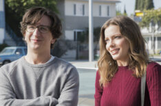 Love - Paul Rust, Gillian Jacobs