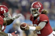 Alabama quarterback Jalen Hurts #2 leads the Crimson Tide against the Georgia Bulldogs in the 2018 National Championship Game