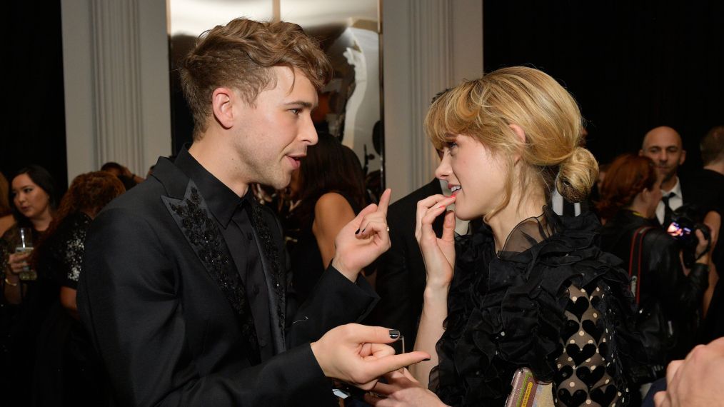 Tommy Dorfman and Natalia Dyer attend the 2018 InStyle and Warner Bros. 75th Annual Golden Globe Awards Post-Party