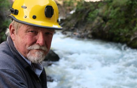 Fred Hurt in Discovery's Gold Rush: White Water