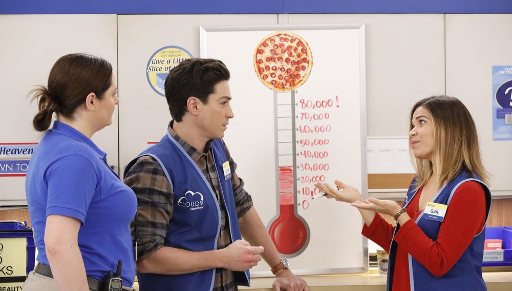Lauren Ash as Dina, Ben Feldman as Jonah, America Ferrera as Amy in Superstore - Season 3