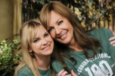 Anna Faris and Allison Janney celebrate the 100th episode of 'Mom'